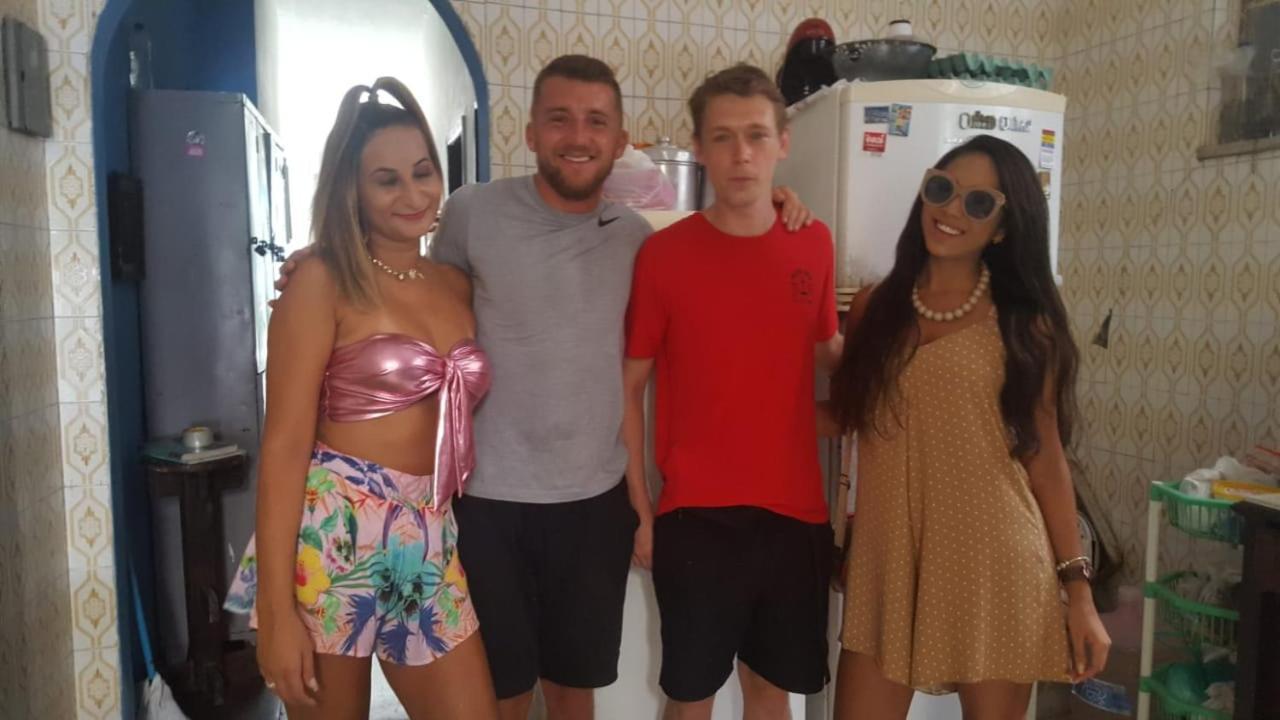 Hostel Familiar Σαλβαντόρ Εξωτερικό φωτογραφία