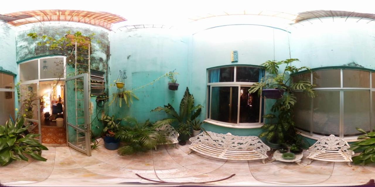 Hostel Familiar Σαλβαντόρ Εξωτερικό φωτογραφία